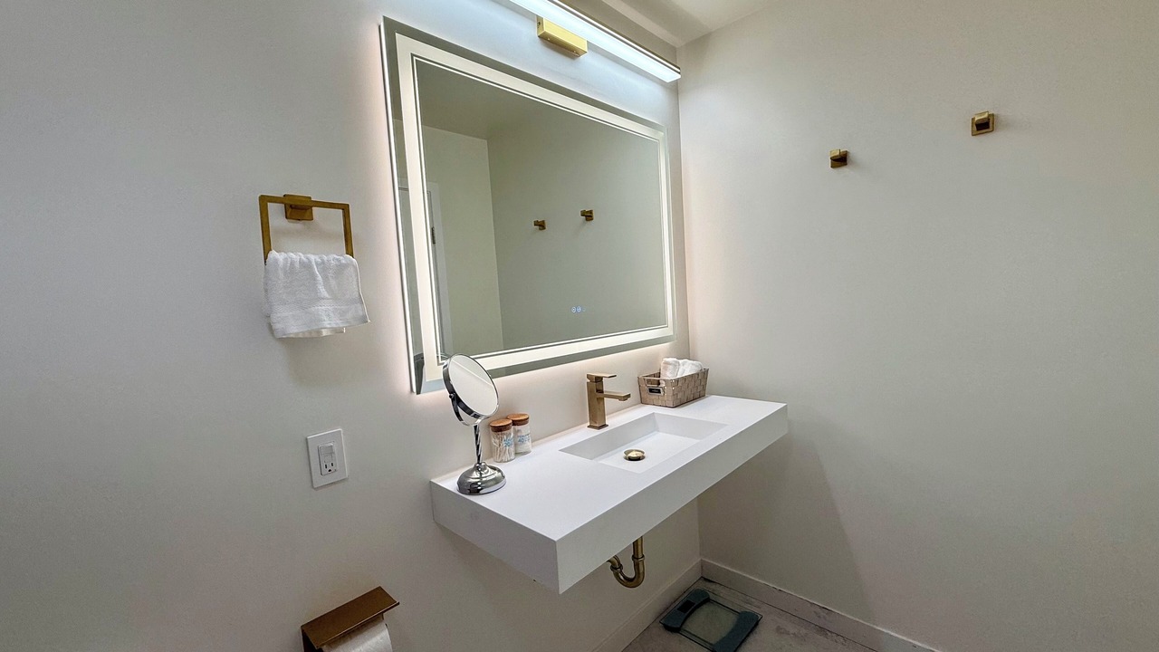 Photo of Bathroom in Quartz Hill