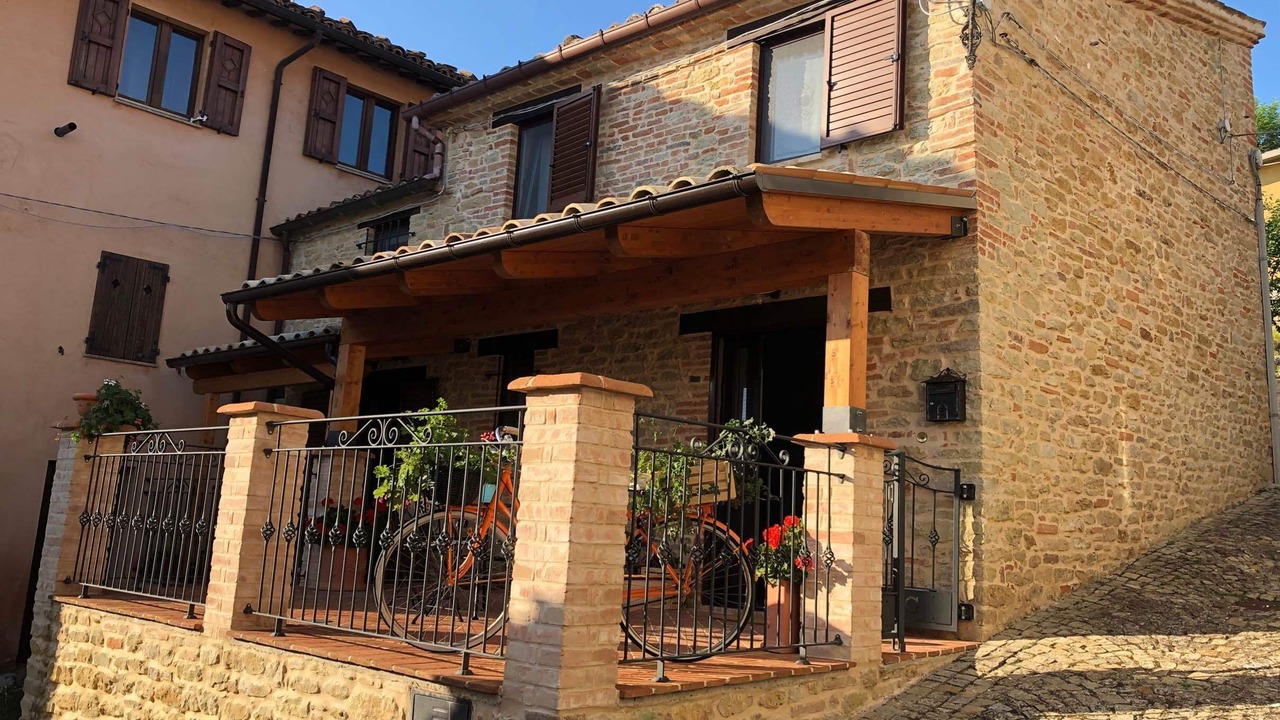 Photo of Outdoor in Smerillo