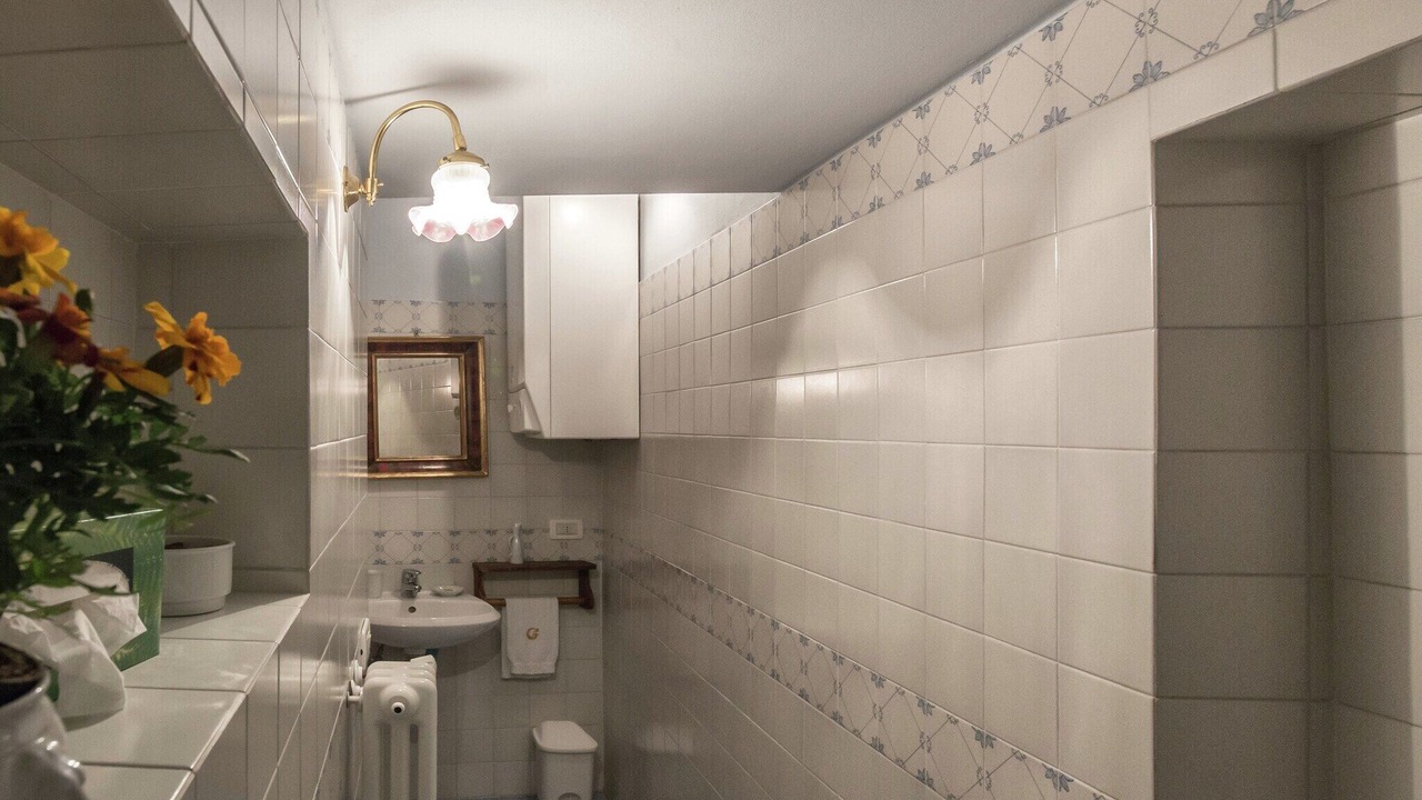 Photo of Bathroom in Gaville