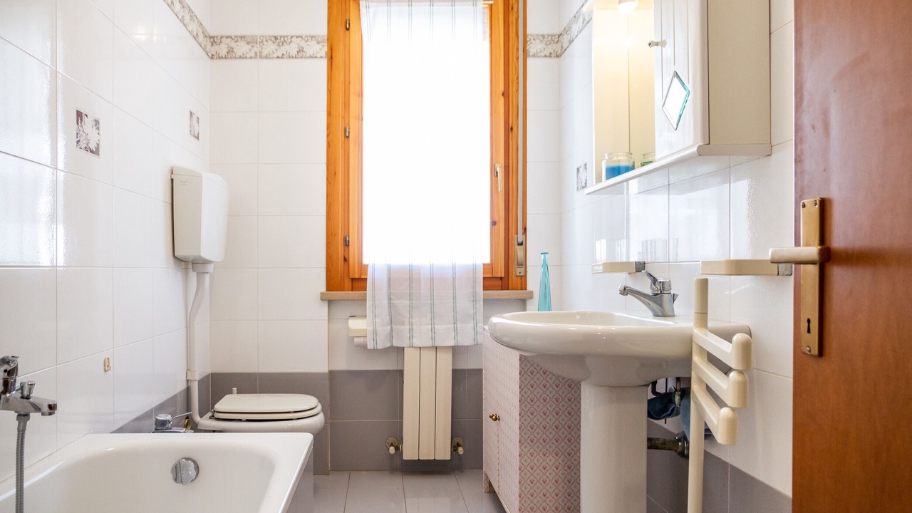 Photo of Bathroom in Follonica
