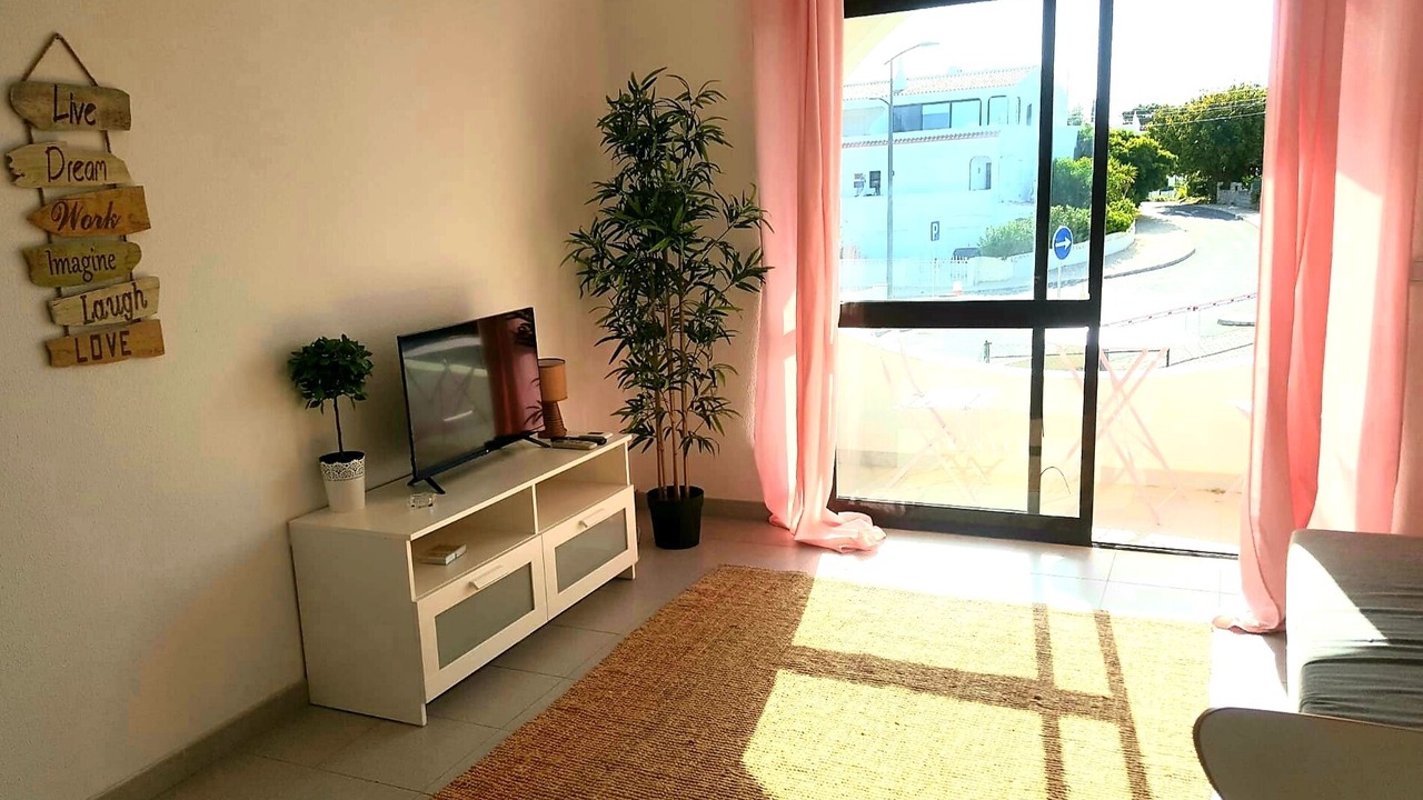 Photo of Livingroom in Vale de Centianes