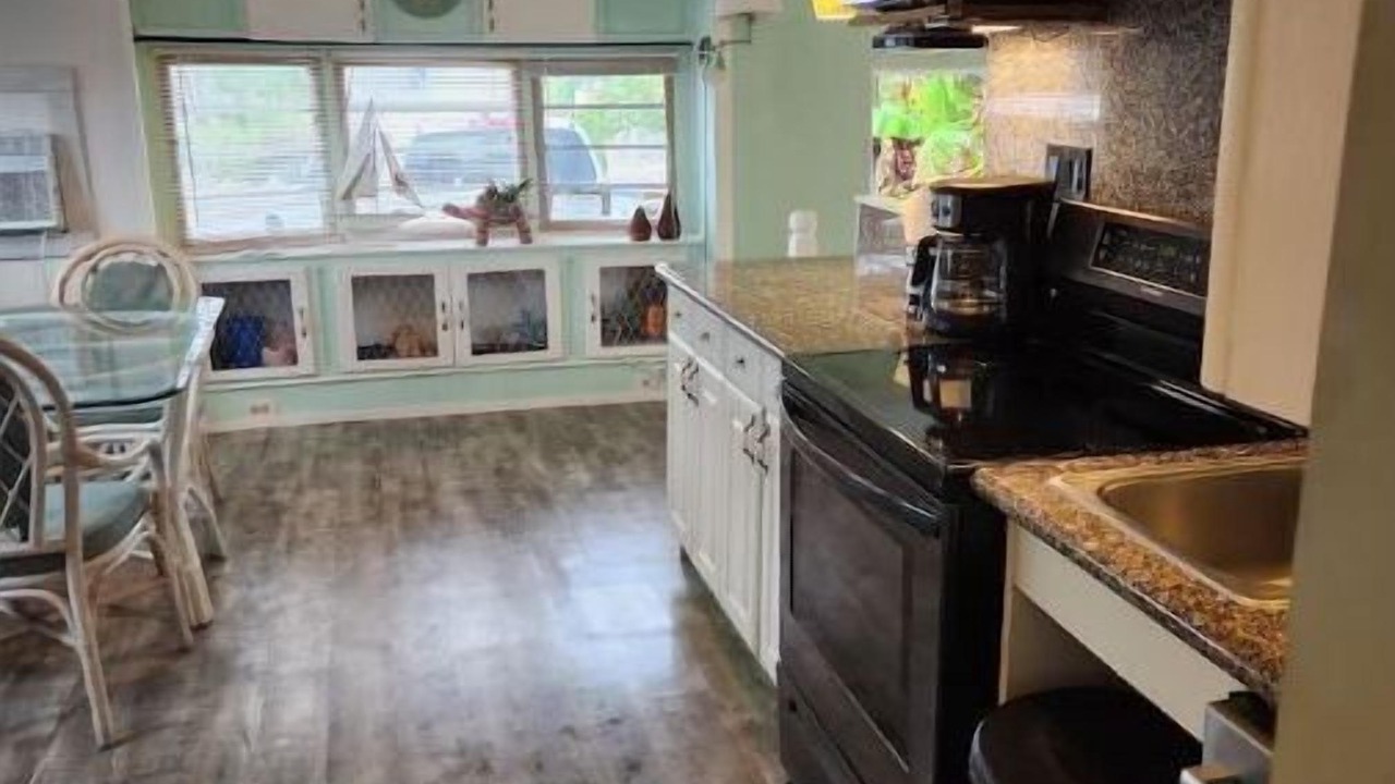 Photo of Kitchen in Cudjoe Key
