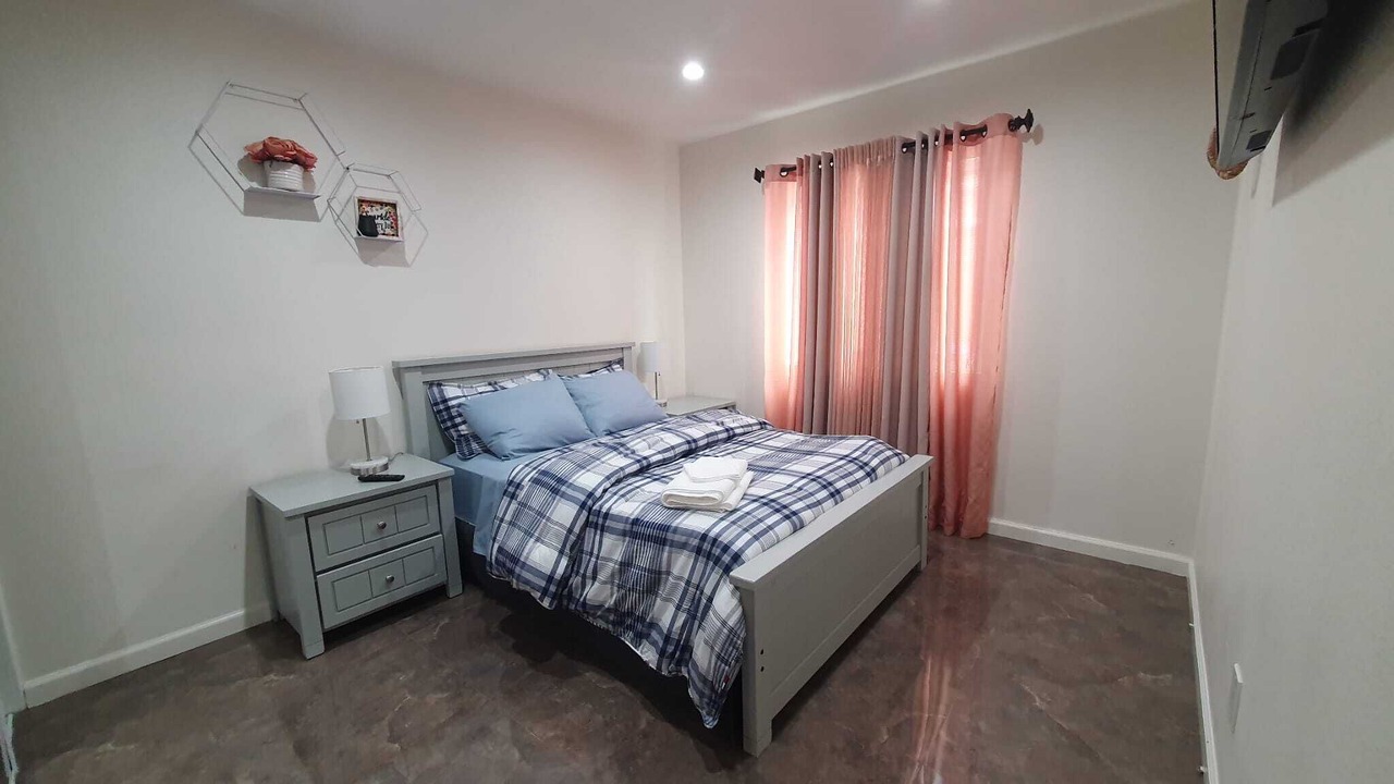 Photo of Bedroom in Harbor