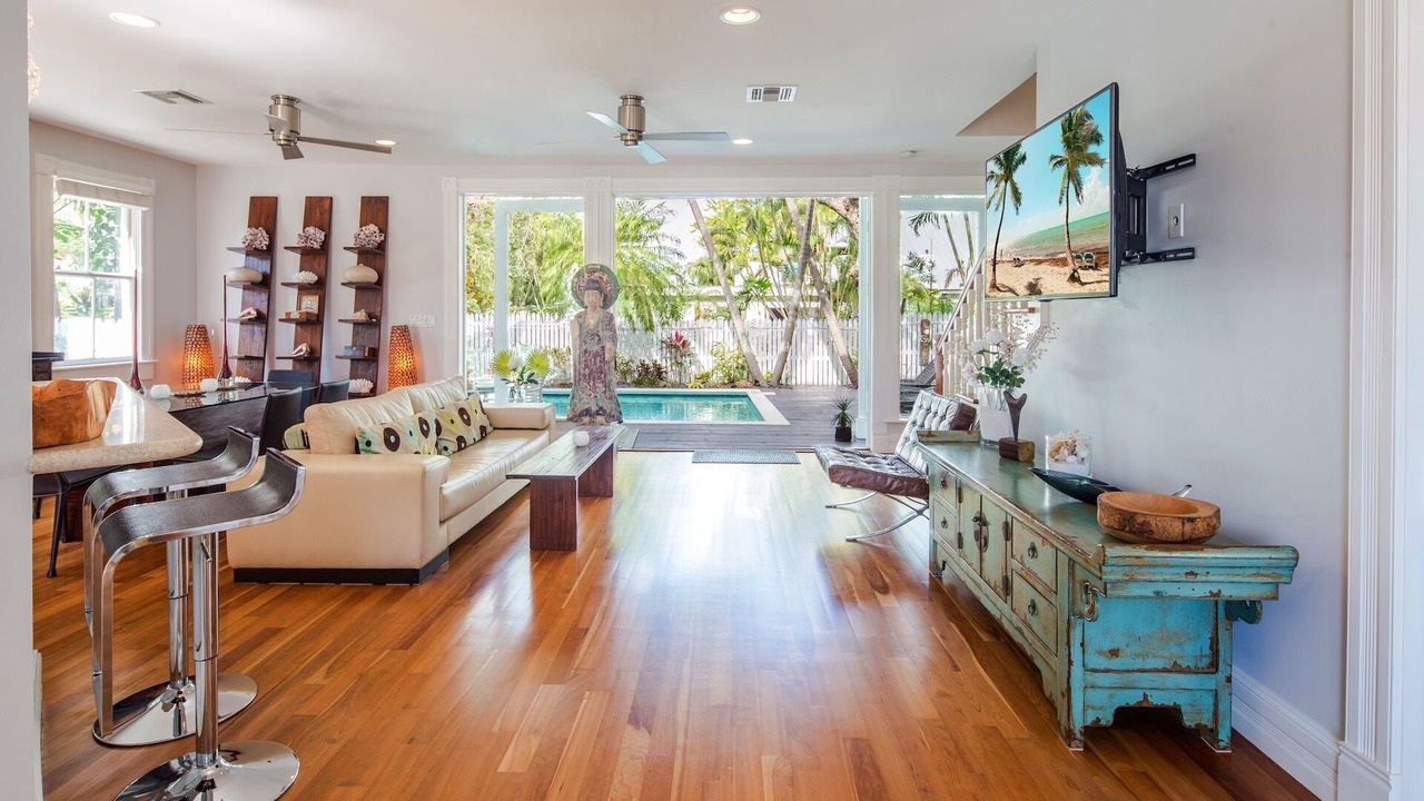 Photo of Bedroom in Midtown