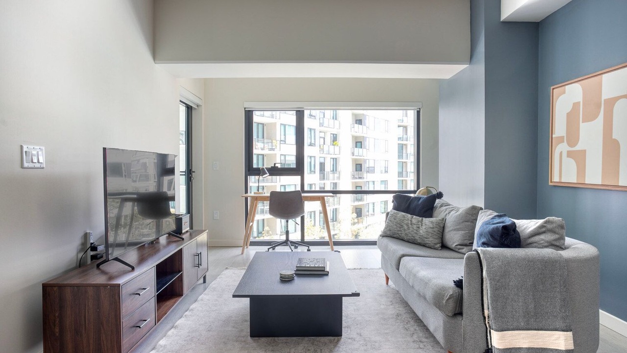 Photo of Livingroom in West Los Angeles