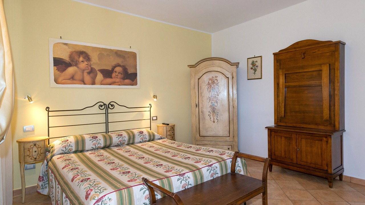 Photo of Bedroom in Campiglia Marittima