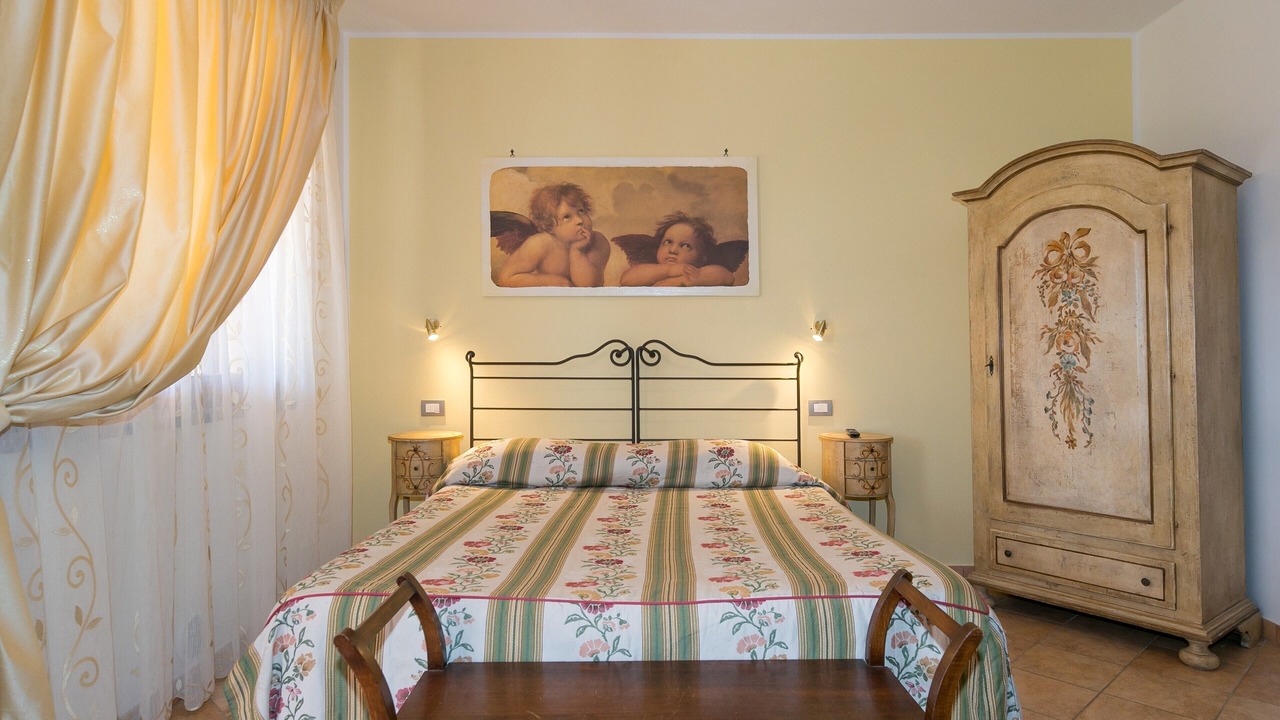 Photo of Bedroom in Campiglia Marittima