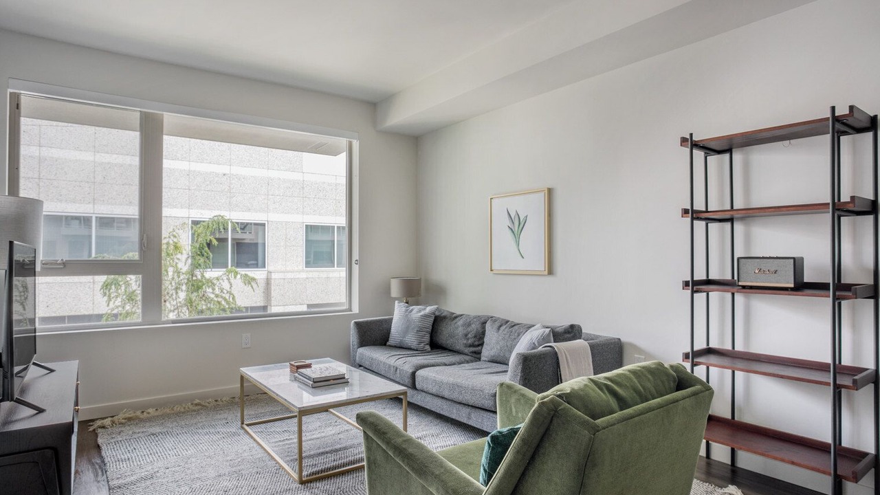 Photo of Livingroom in West Los Angeles