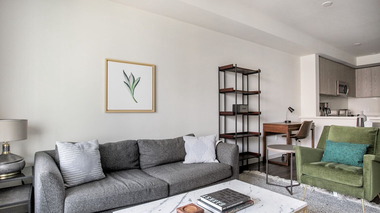 Photo of Livingroom in West Los Angeles