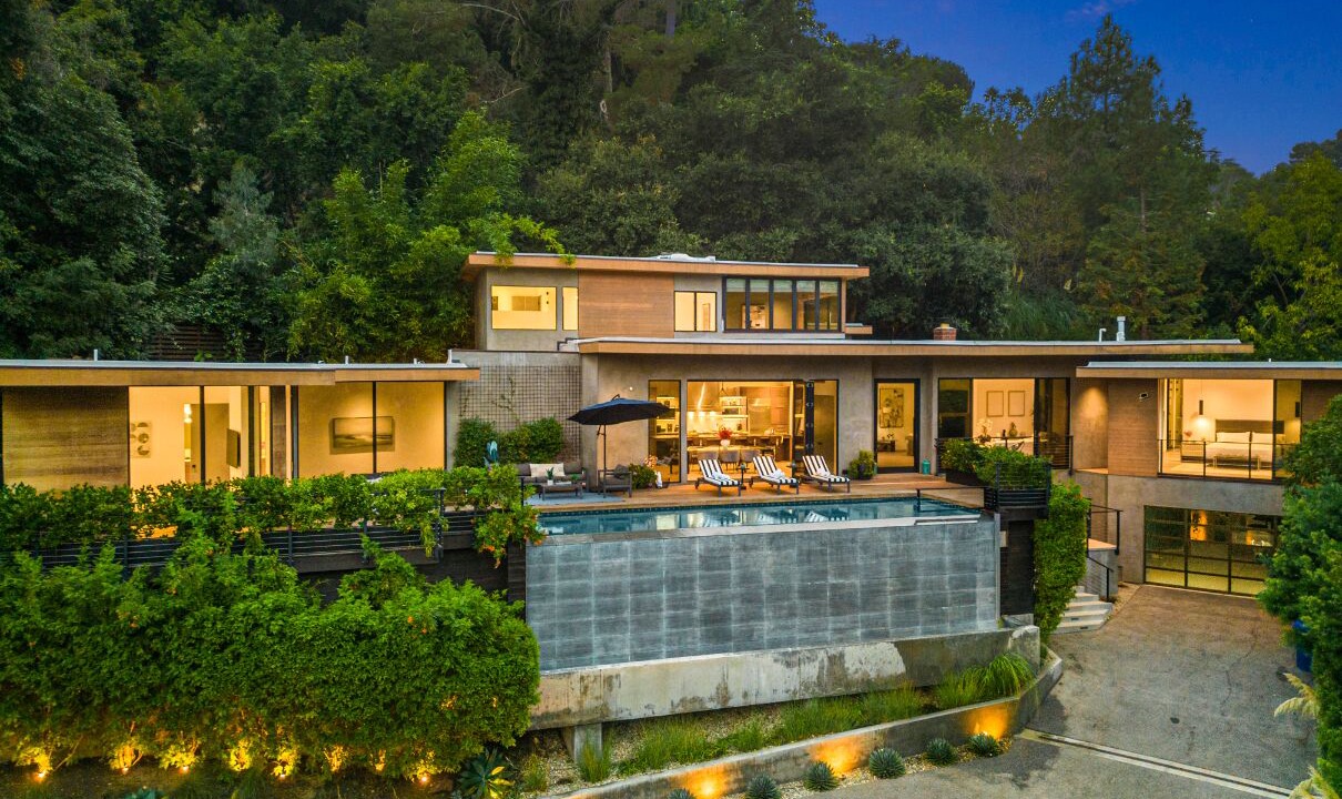 Photo of Outdoor in Beverly Glen