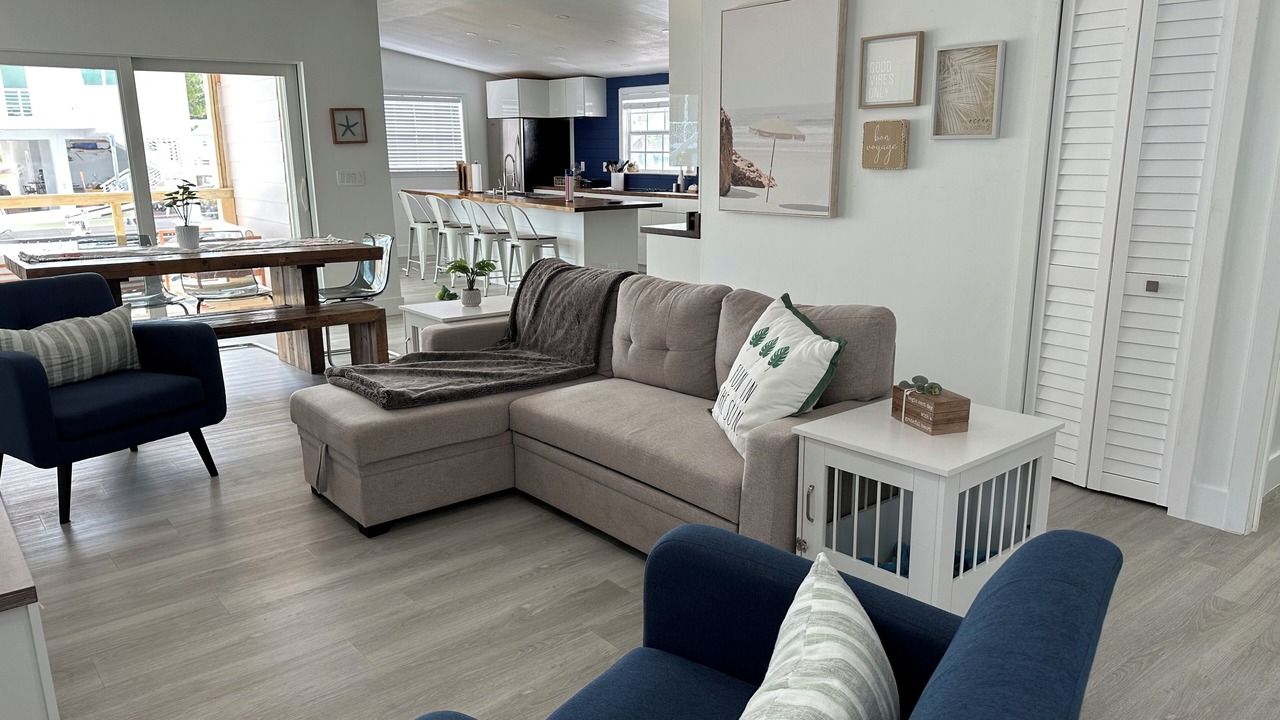 Photo of Livingroom in Sexton Cove Estates
