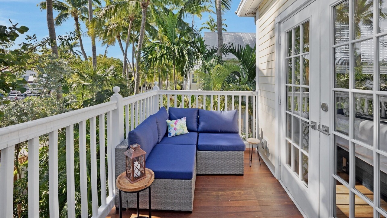 Photo of Patio Balcony in Bahama Village