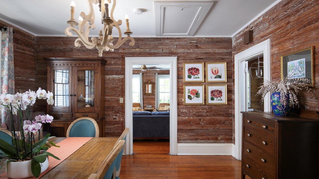 Photo of Bedroom in Bahama Village