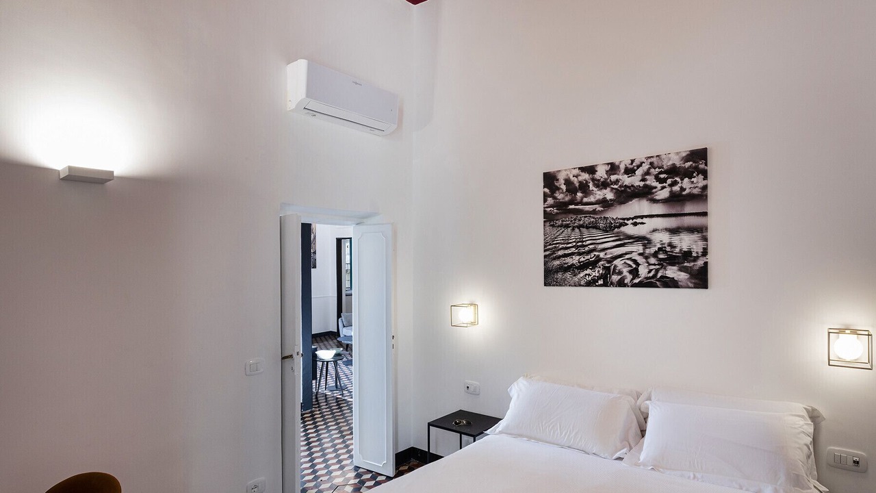 Photo of Bedroom in Genoa Historical Centre