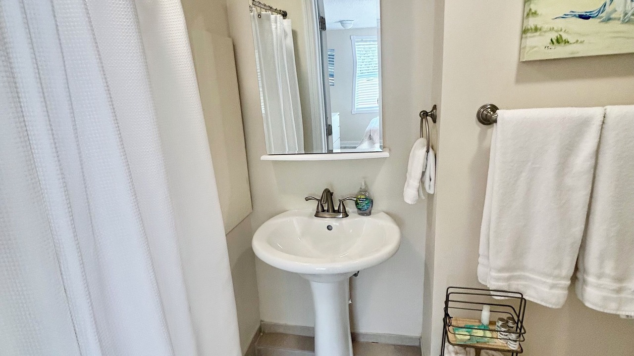 Photo of Bathroom in Summerland Key