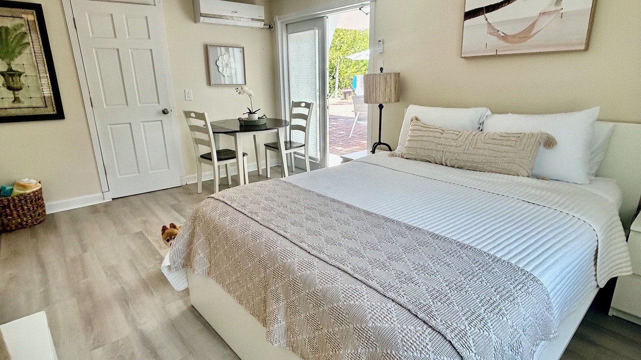 Photo of Bedroom in Summerland Key