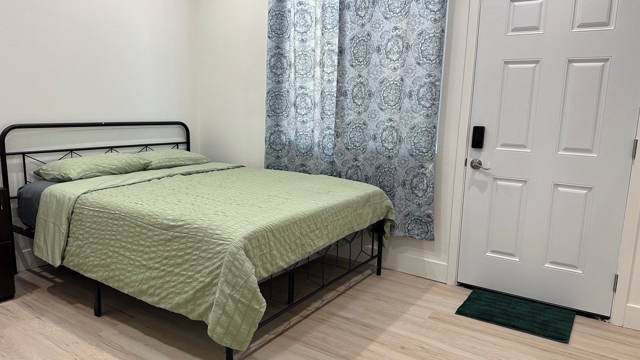 Photo of Bedroom in Garden Grove