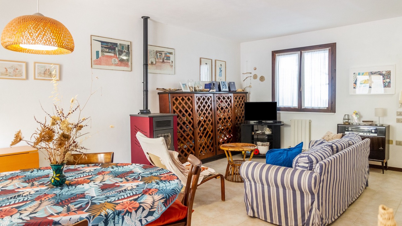 Photo of Livingroom in Arenella