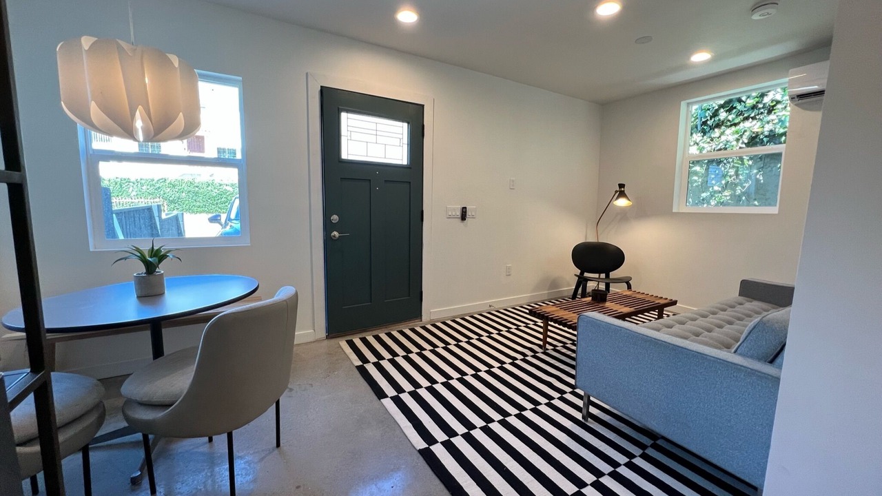 Photo of Livingroom in Silver Lake