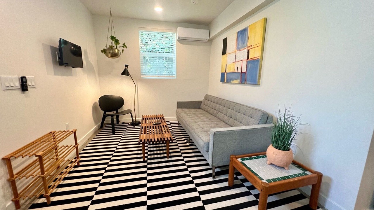 Photo of Livingroom in Silver Lake