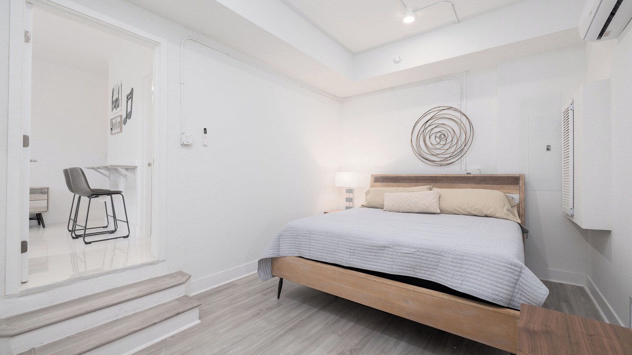 Photo of Bedroom in Florida City
