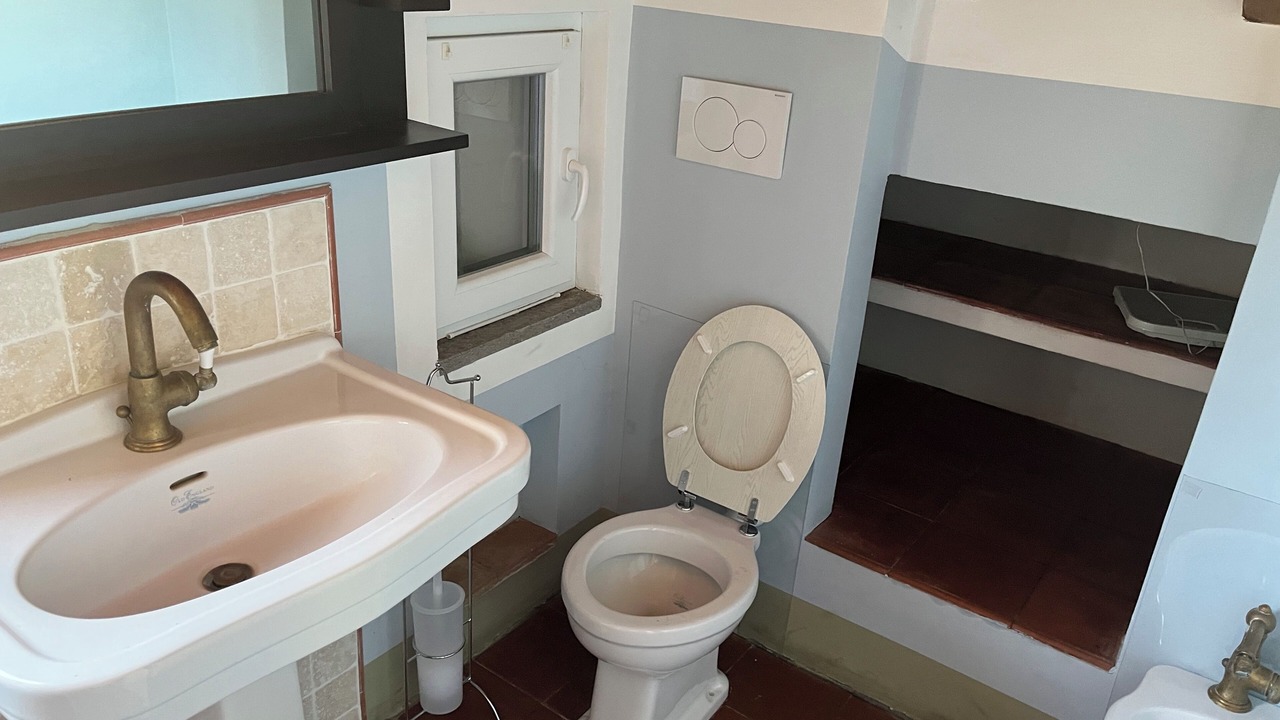 Photo of Bathroom in Lake Bracciano