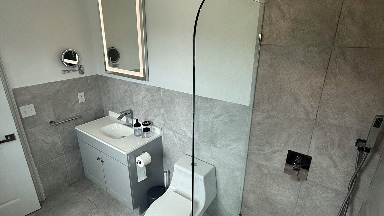 Photo of Bathroom in Sugarloaf Shores
