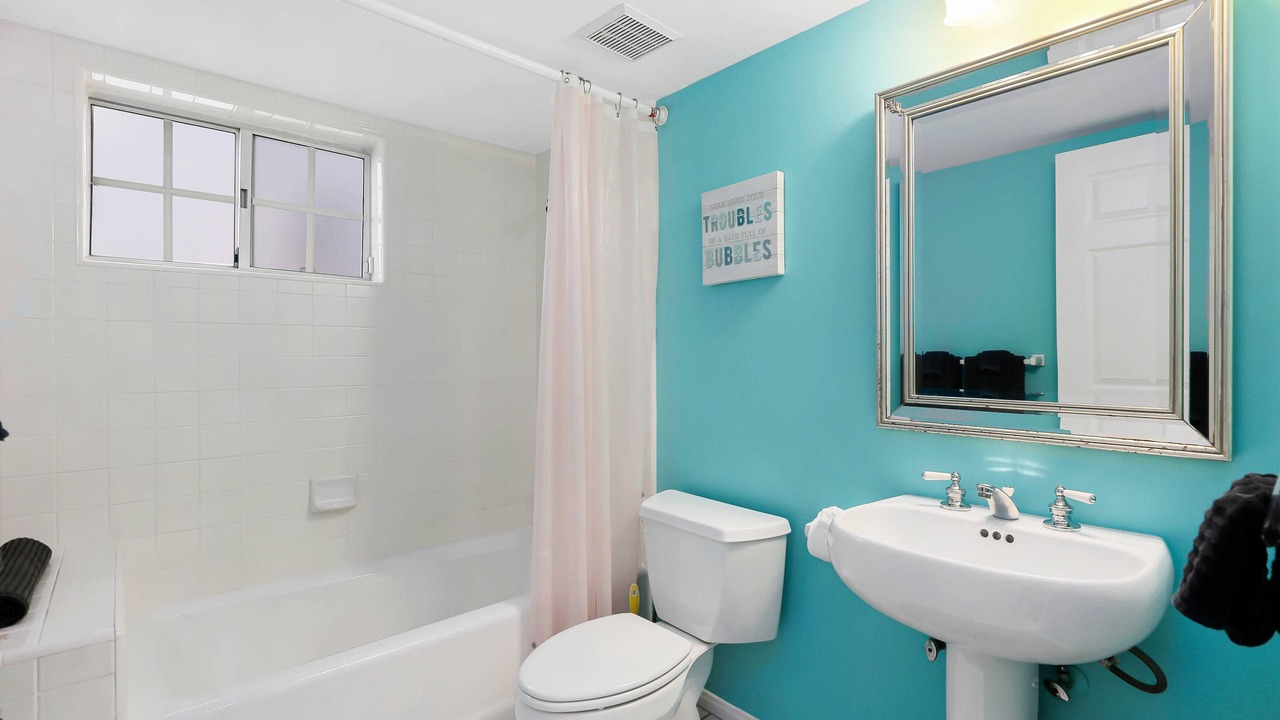 Photo of Bathroom in Peninsula