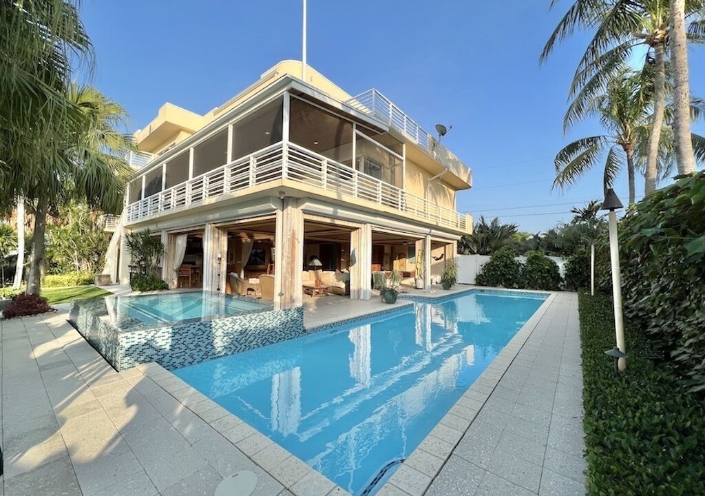 Photo of Outdoor in Venetian Shores