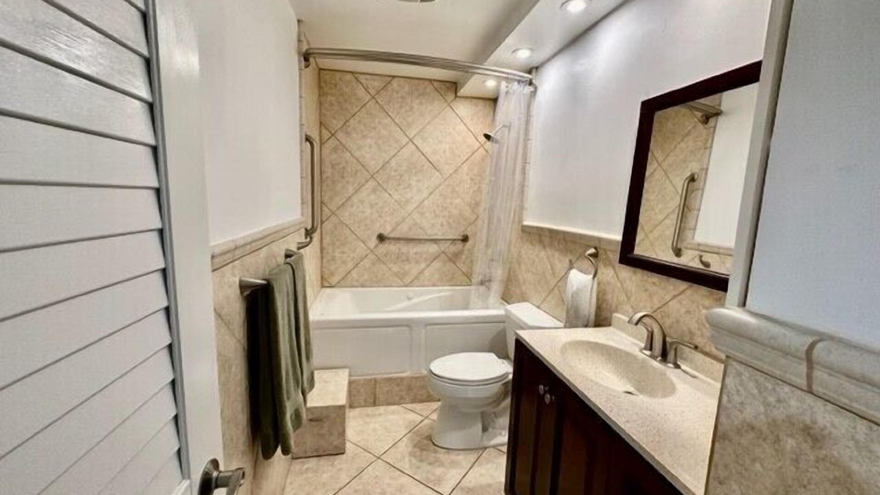 Photo of Bathroom in Key West