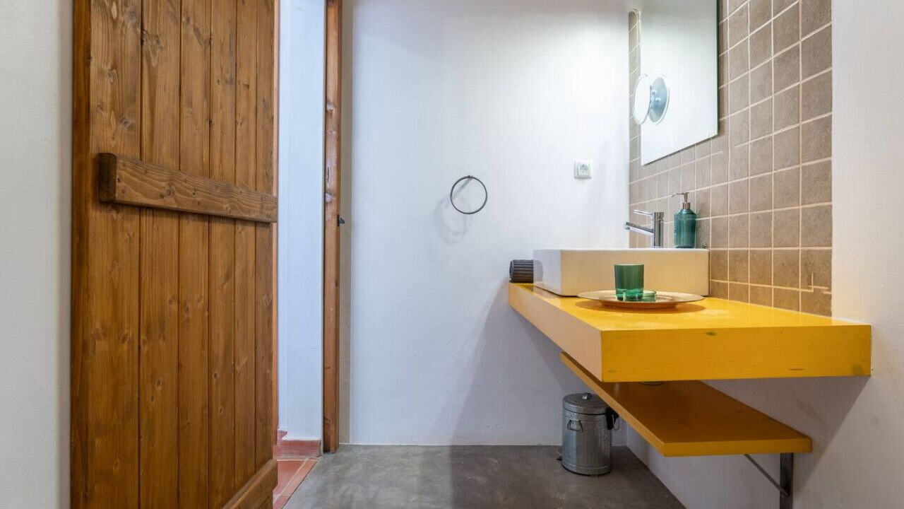 Photo of Bathroom in Aljezur