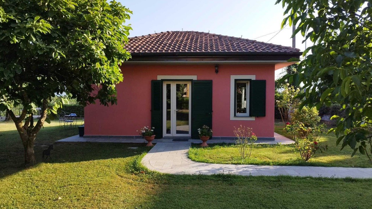 Photo of Outdoor in Mologno