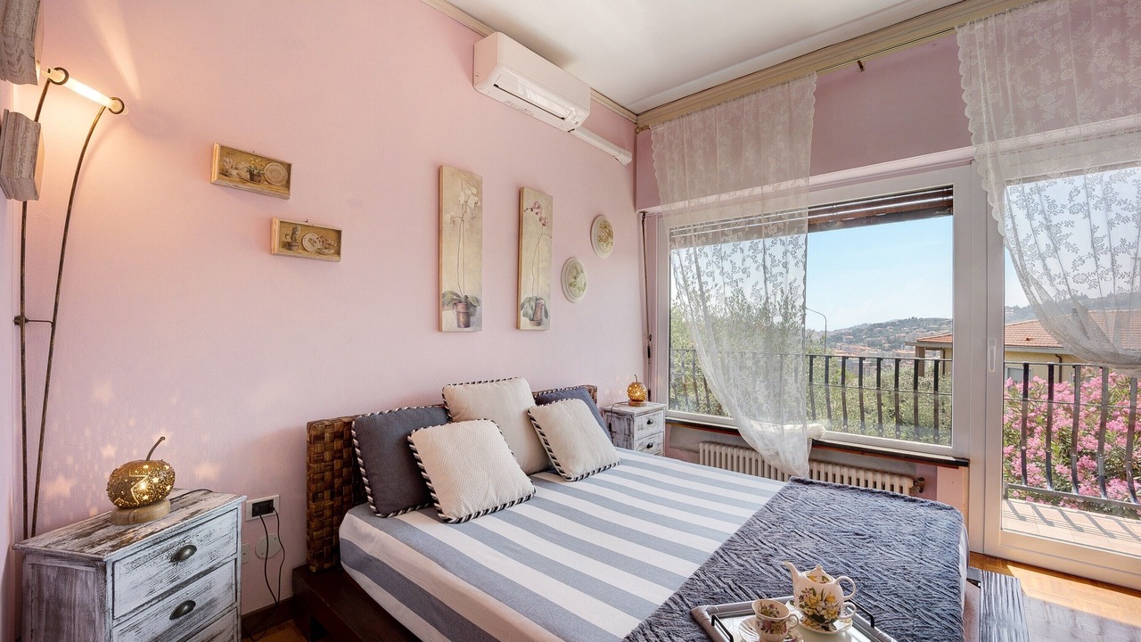 Photo of Bedroom in Imperia