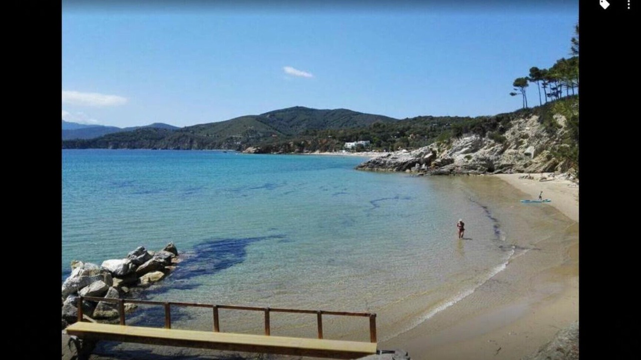 Photo of Others in Lido di Capoliveri