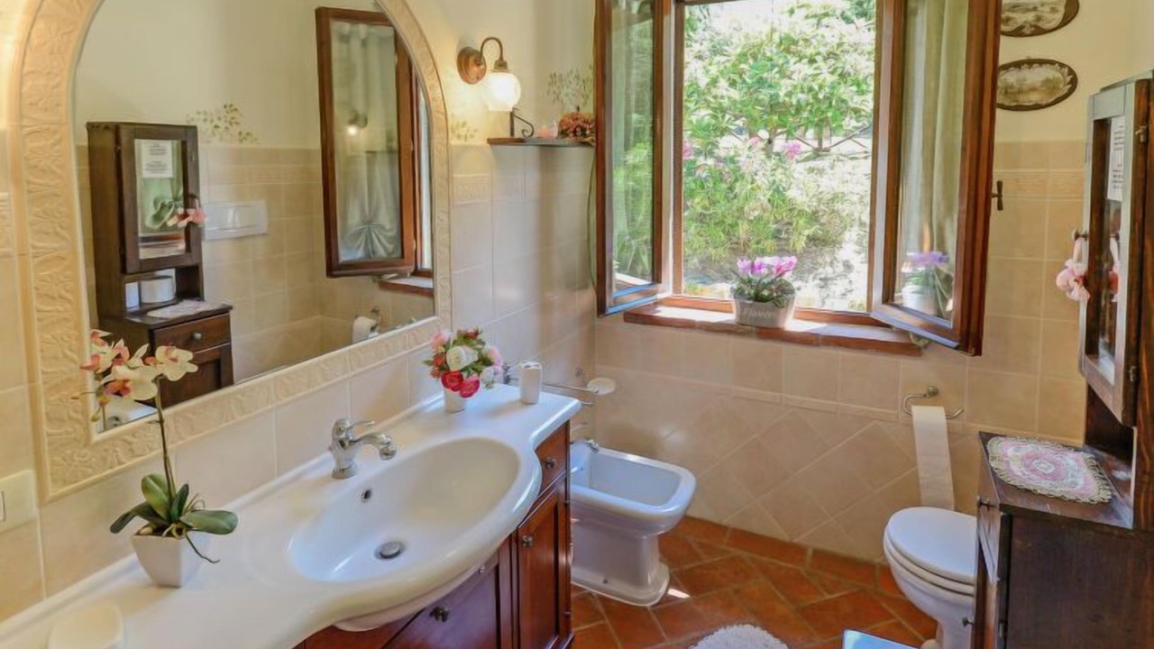 Photo of Bathroom in Cortona