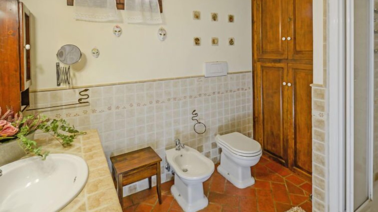 Photo of Bathroom in Cortona