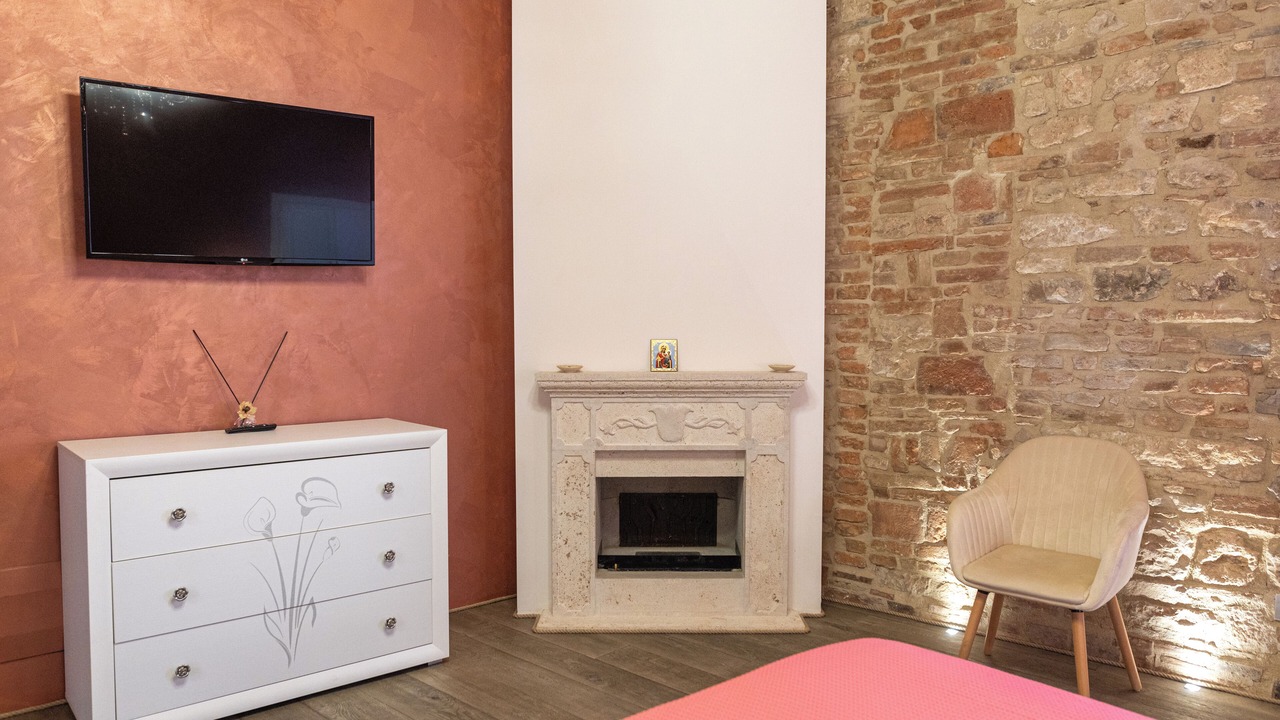 Photo of Bedroom in Todi