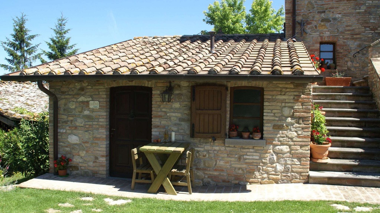 Photo of Outdoor in Montone