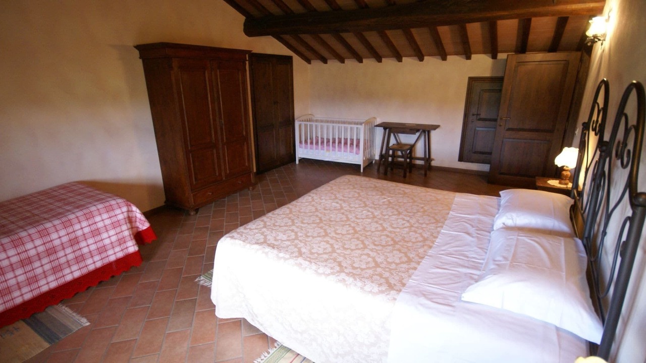 Photo of Others in Montone