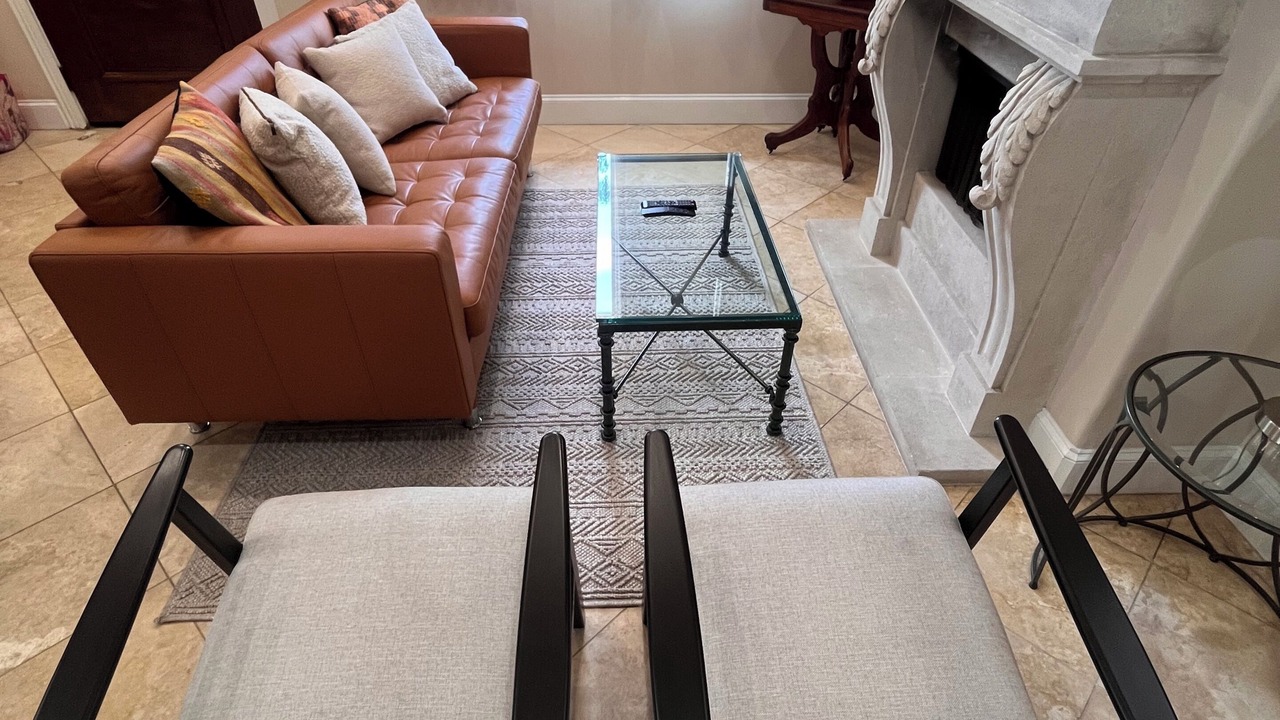 Photo of Livingroom in Peninsula