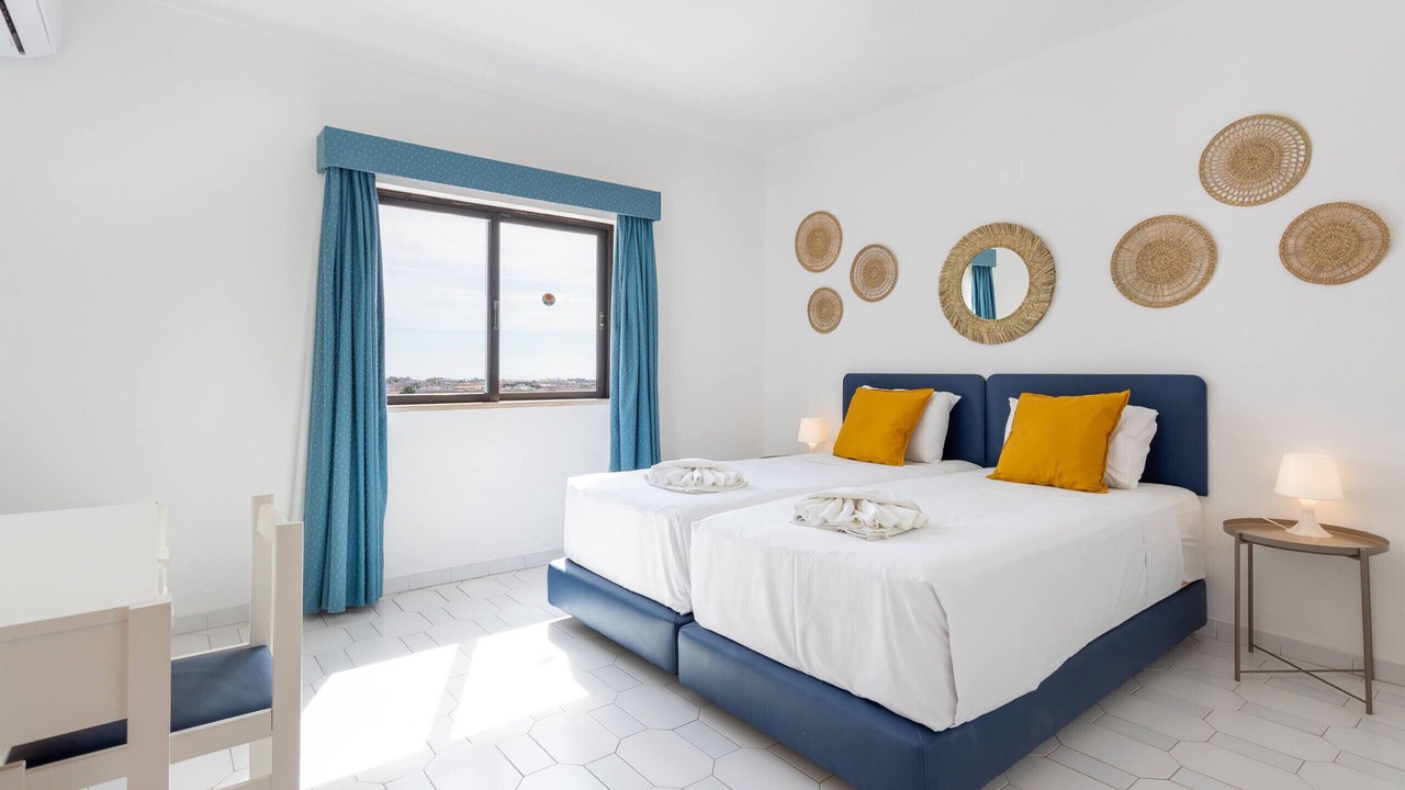 Photo of Bedroom in Correeira