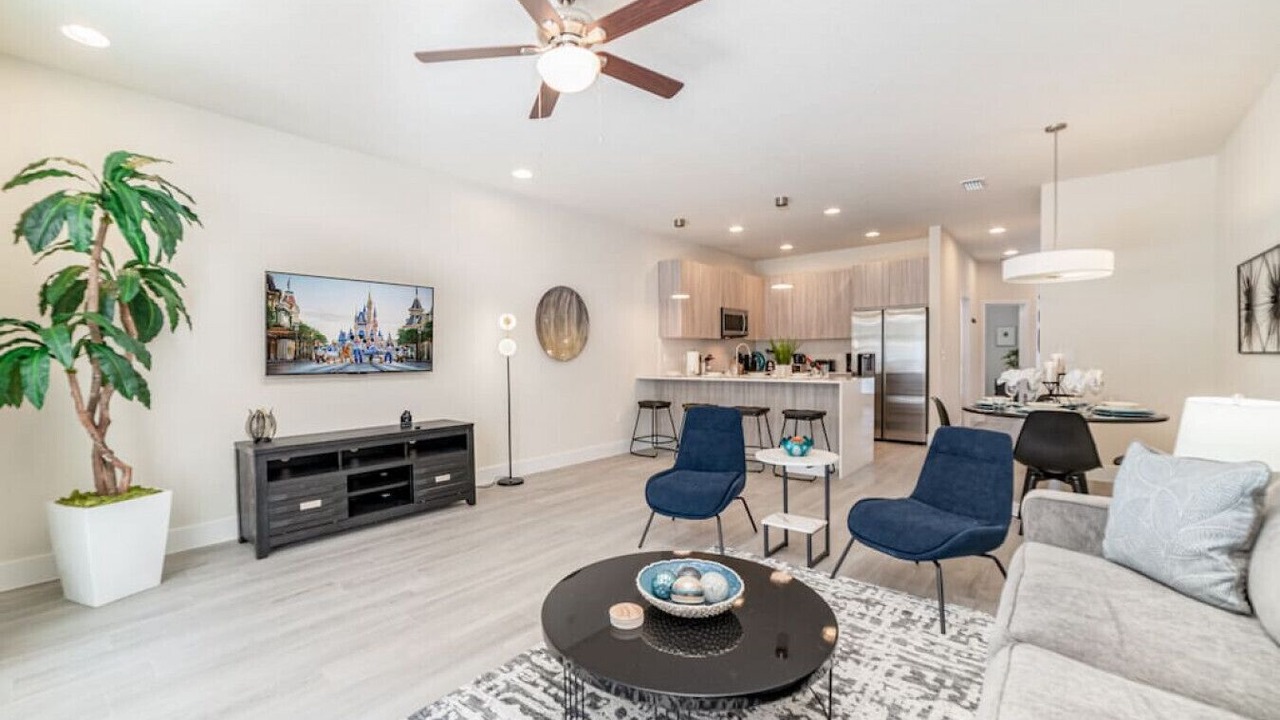 Photo of Livingroom in Four Corners
