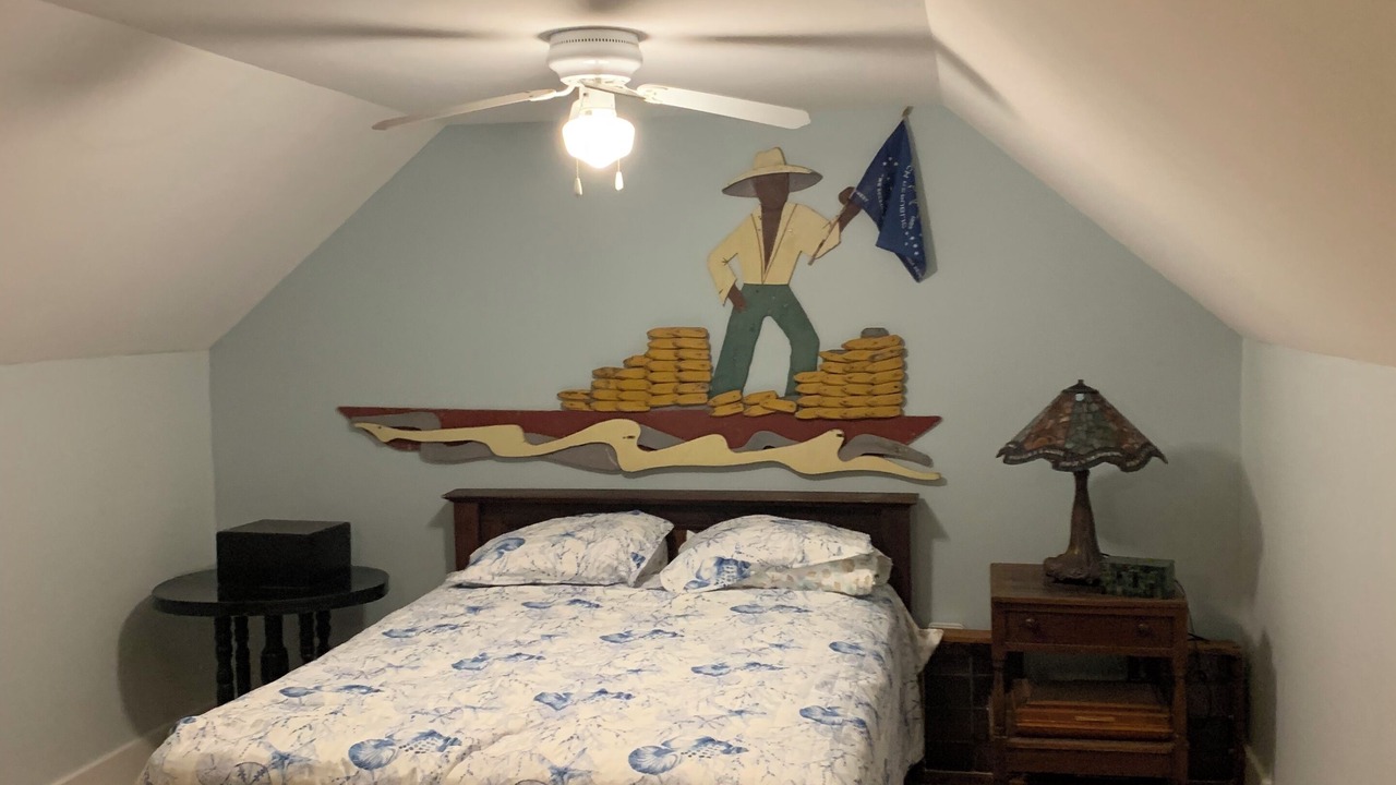 Photo of Bedroom in Big Pine Key