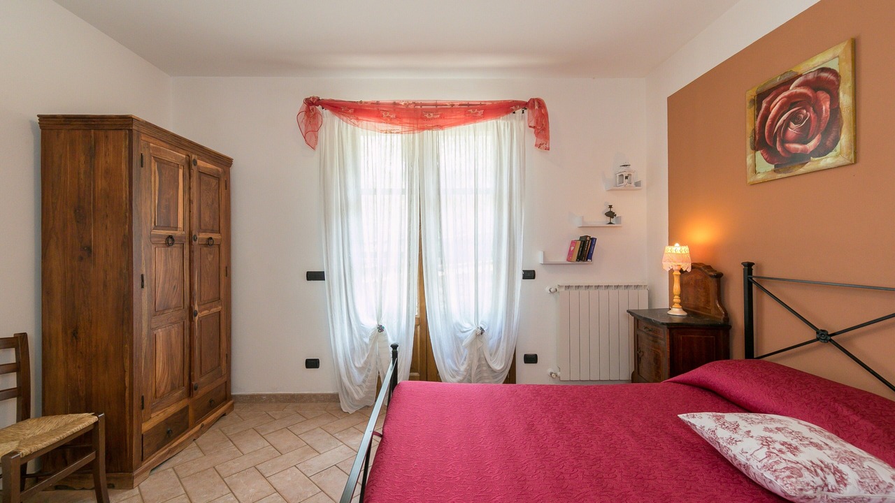 Photo of Bedroom in Castellina Marittima