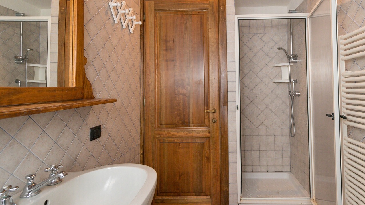 Photo of Bathroom in Castellina Marittima