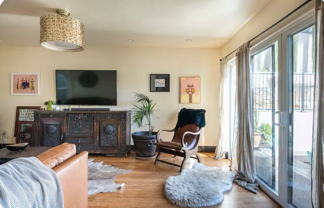 Photo of Livingroom in View Park-Windsor Hills