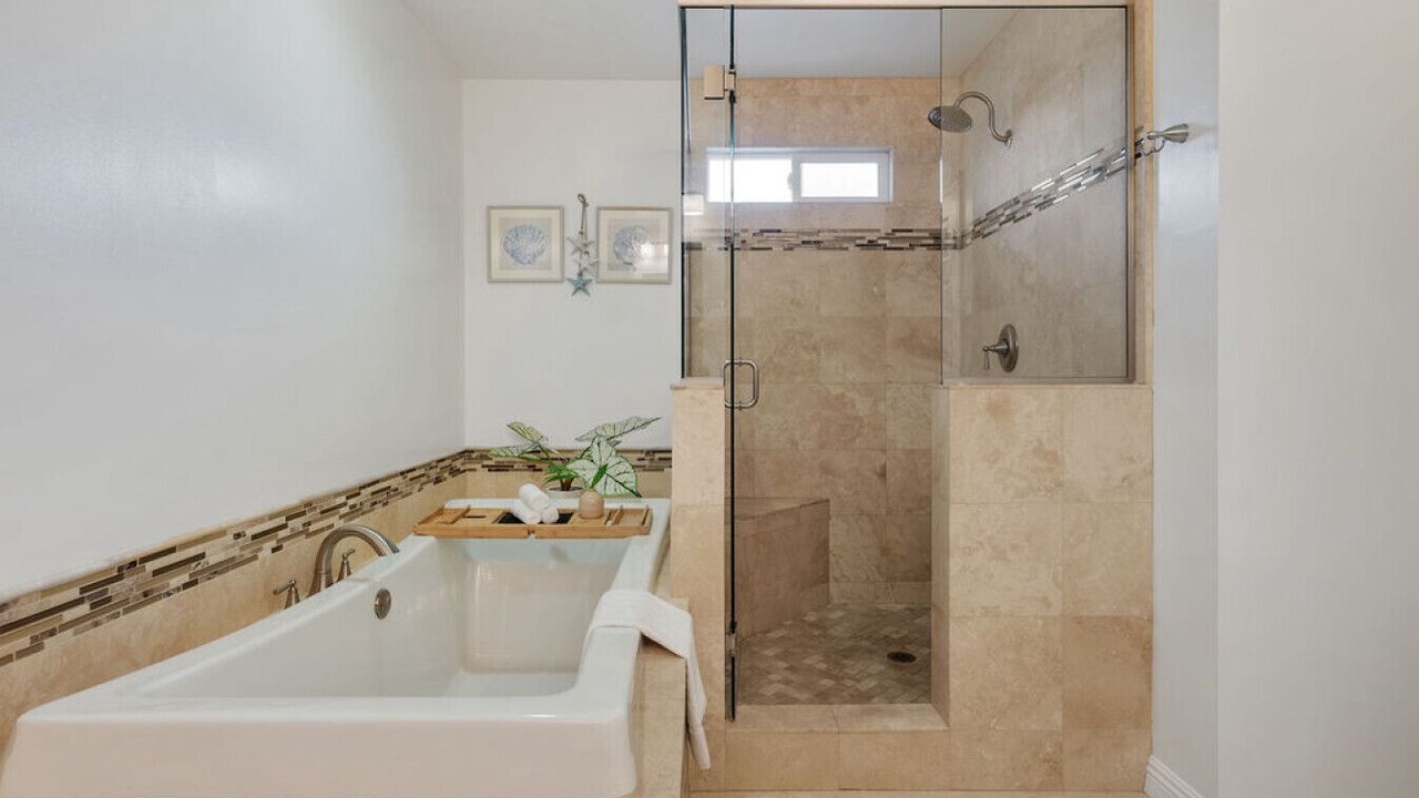 Photo of Bathroom in Harbor