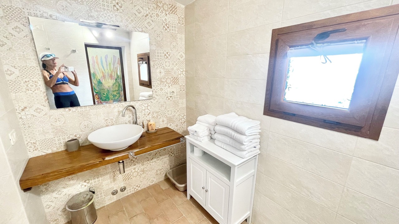 Photo of Bathroom in Limiti