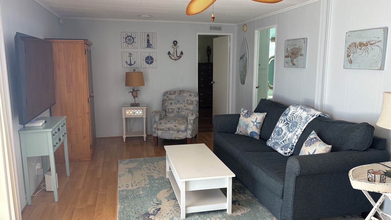 Photo of Livingroom in Little Torch Key