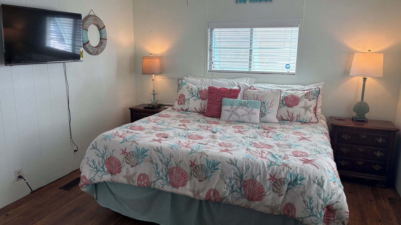 Photo of Bedroom in Little Torch Key